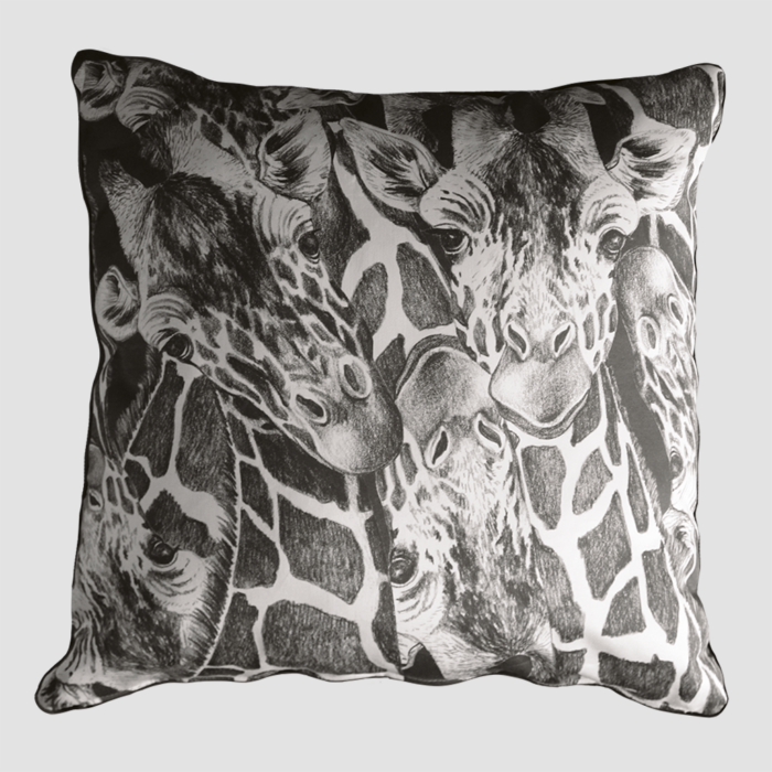 giraffe square cushion TAITÙ
