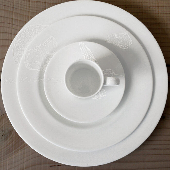 dinner plate large square all-purpose espresso cup and saucer TAITÙ