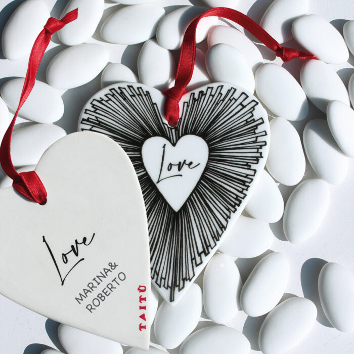 love heart shaped decoration TAITÙ