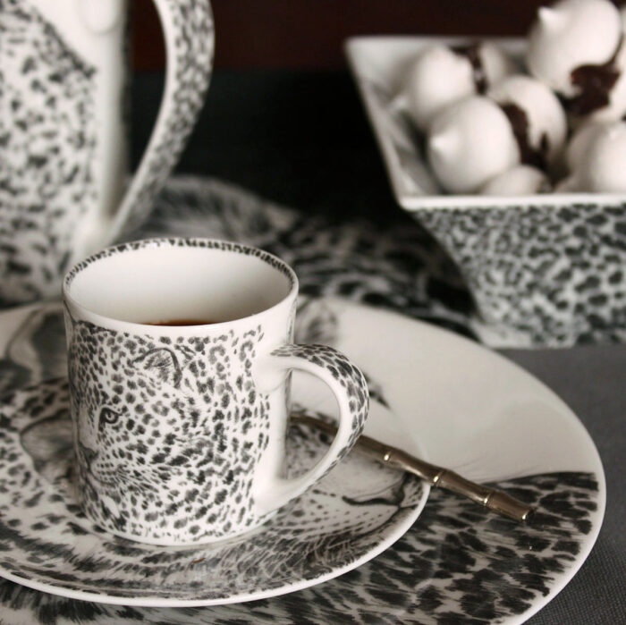 set of 4 espresso cups and saucers TAITÙ